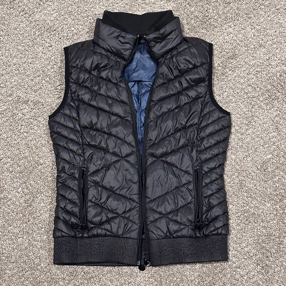 Bernardo PrimaLoft Lightweight Black Puffer Vest - Women's XS - Picture 4 of 8
